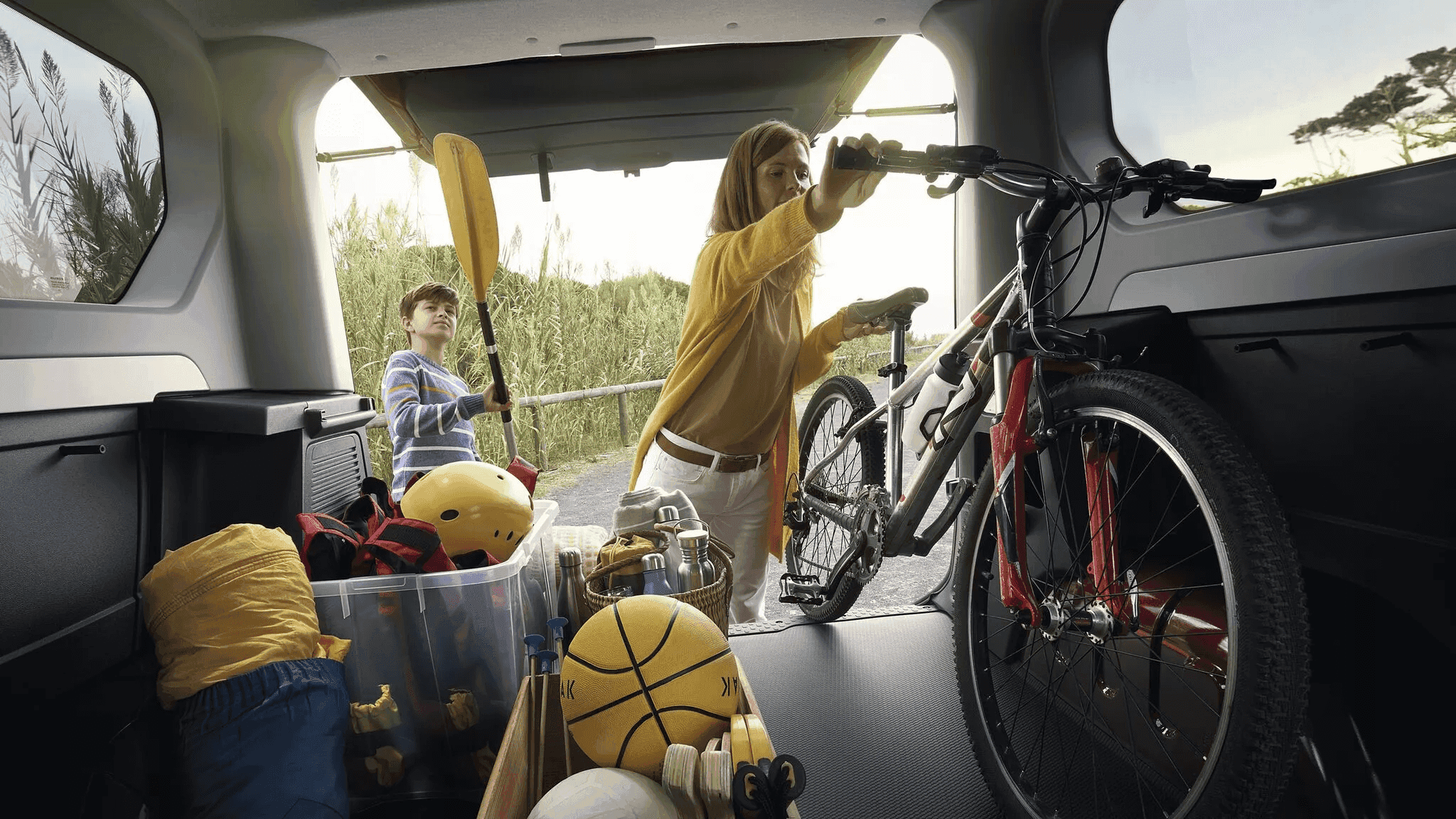 Kufor auta Renault Trafic na dlhodobý prenájom.
