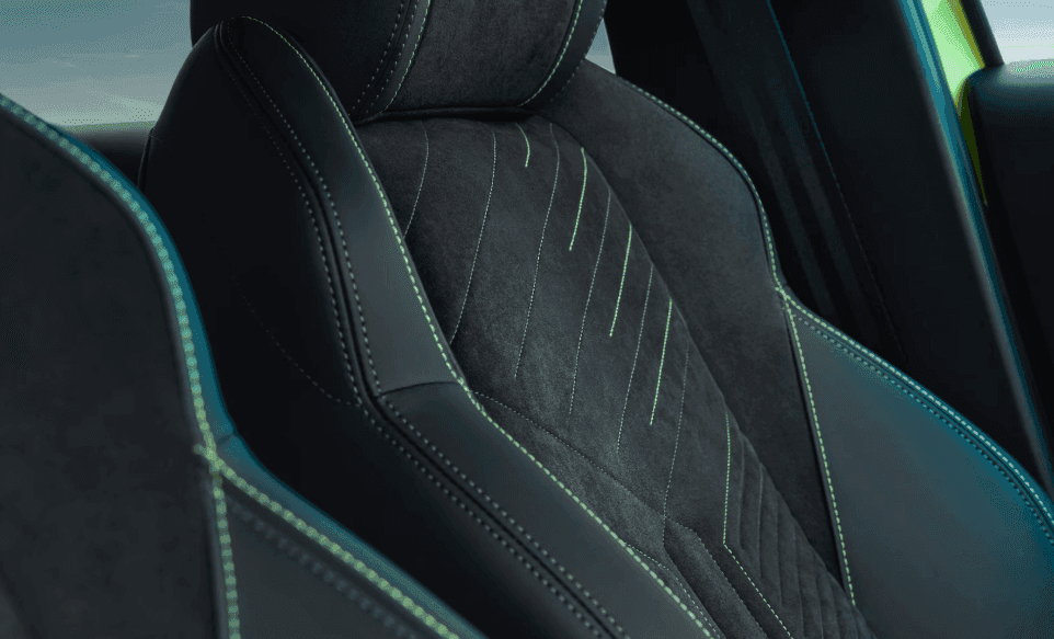 Sedadlá auta Peugeot 208 na dlhodobý prenájom.