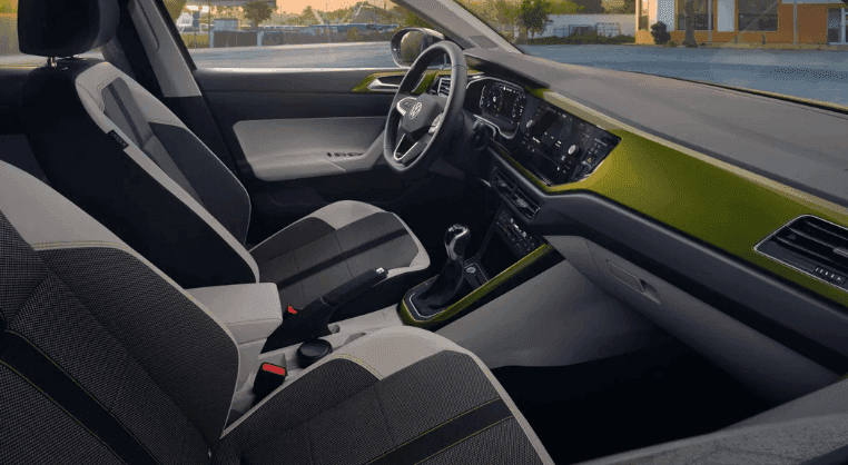 Interiér auta VW Taigo na dlhodobý prenájom.