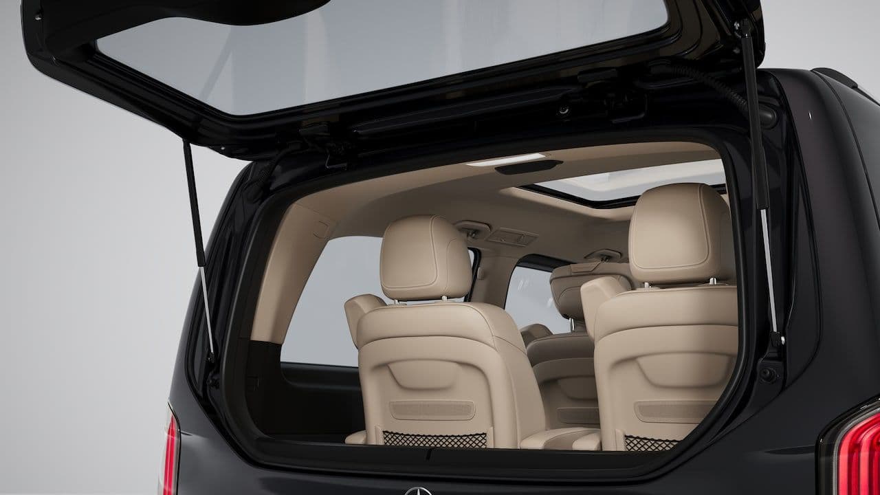 Kufor auta Mercedes-Benz V na dlhodobý prenájom.