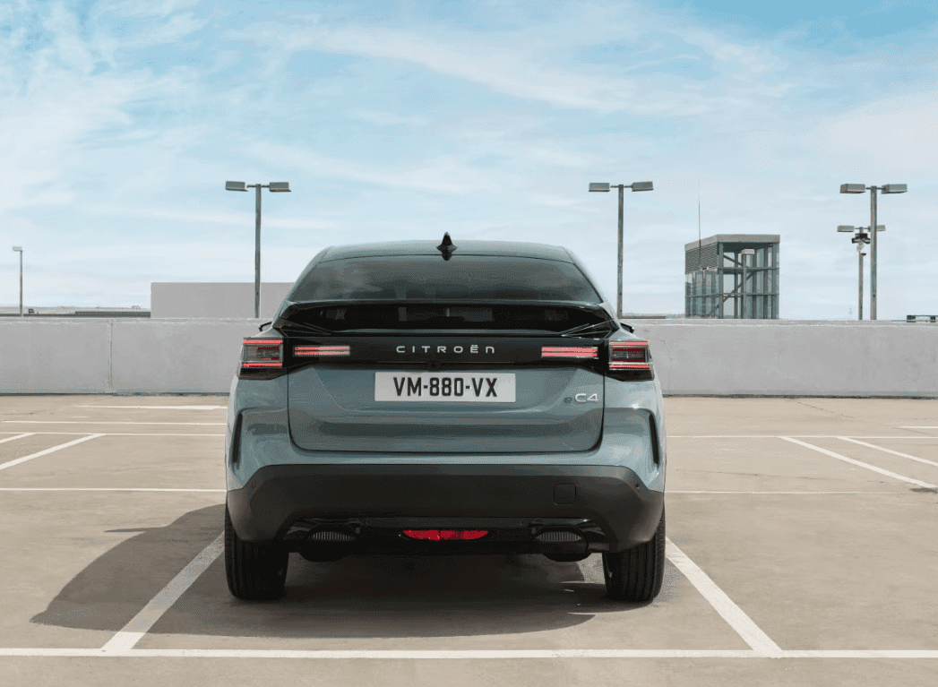 Exteriér auta Citroen C4 Plus na dlhodobý prenájom.