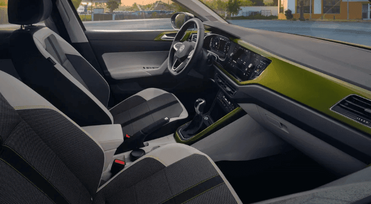 Interiér auta VW Taigo na dlhodobý prenájom.