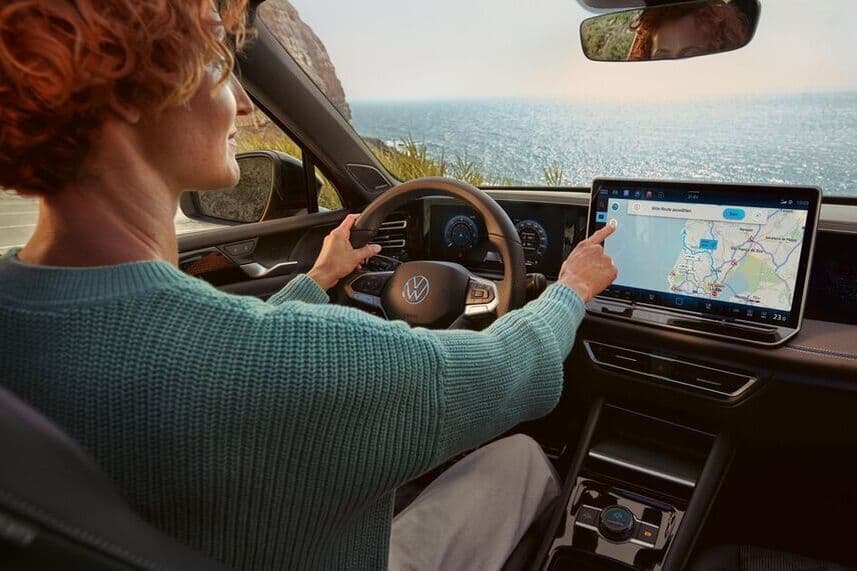 Výbava auta VW Tiguan na dlhodobý prenájom.