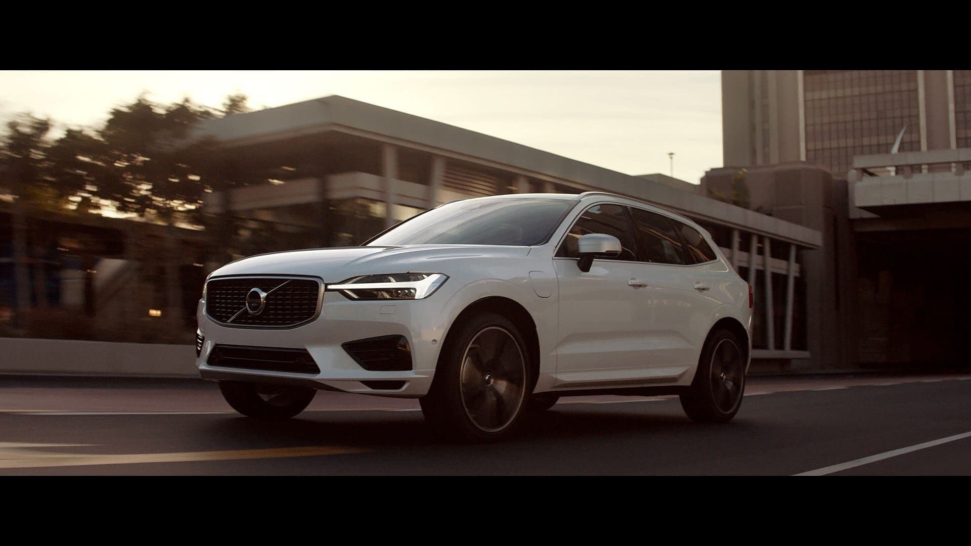 Volvo XC40 Plus v ponuke Payless Gigarent.
