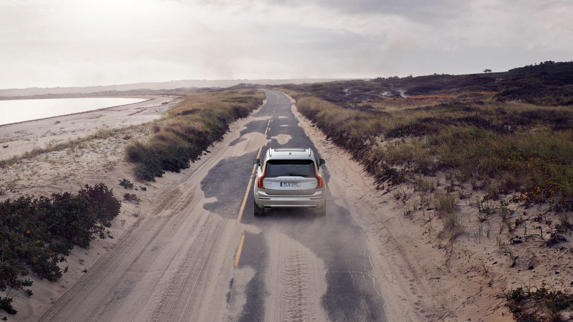 Volvo XC90 Plus v ponuke od Payless Gigarent.