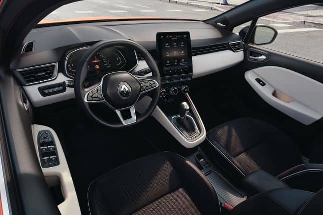Výbava auta Renault Clio Techno na dlhodobý prenájom.