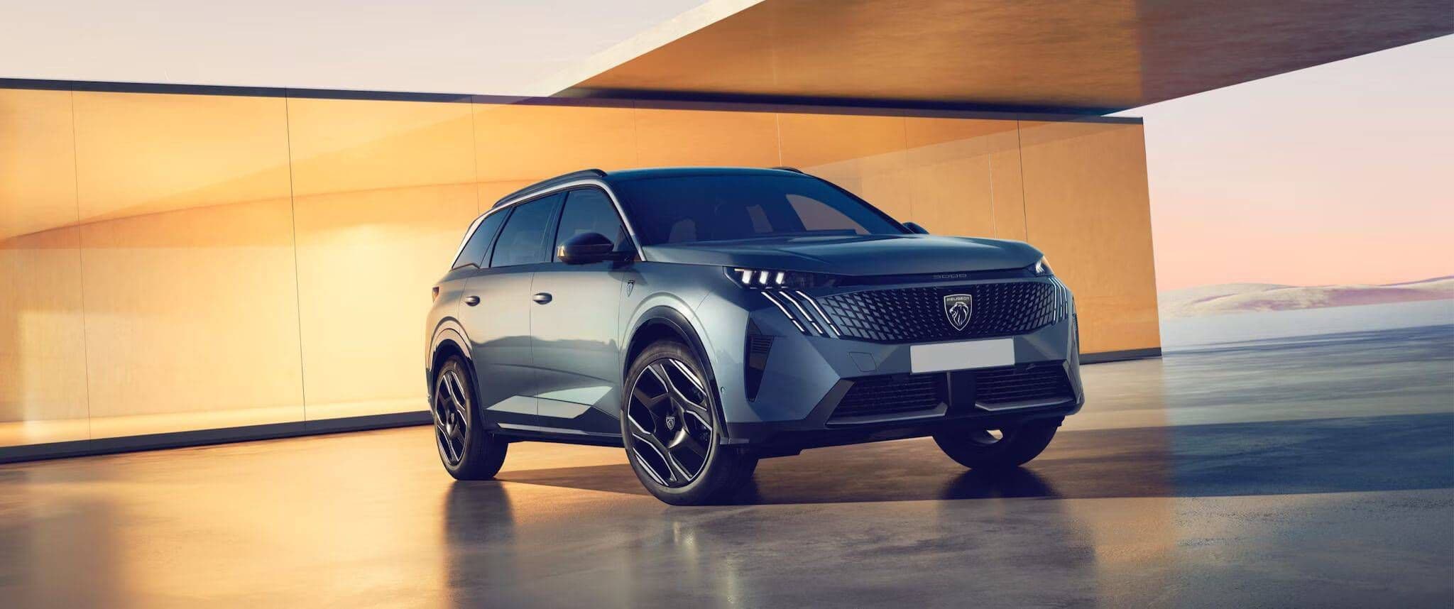 Dlhodobý prenájom auta Peugeot 5008.