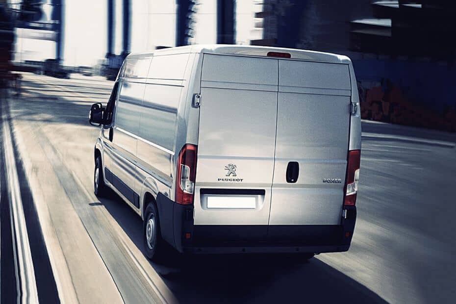Payless Gigarent dlhodobý prenájom auta Peugeot Boxer.
