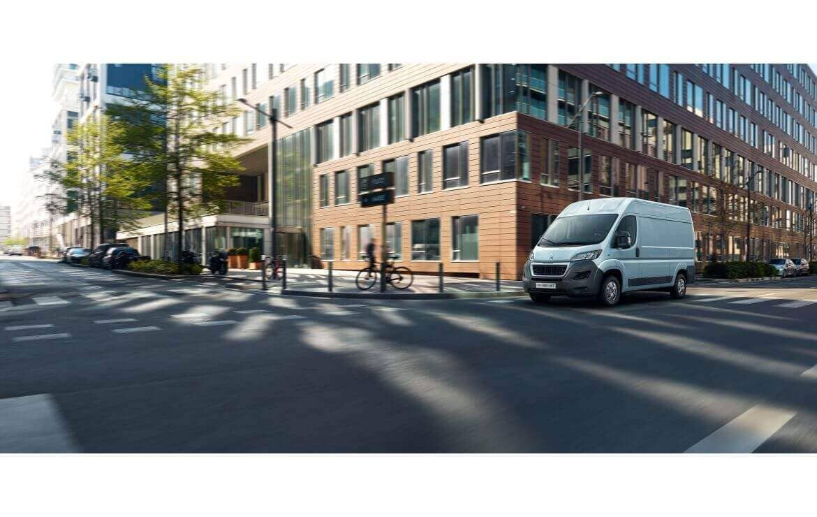 Exteriér dodávky Peugeot Boxer na dlhodobý prenájom.