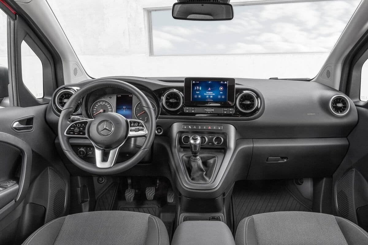 Interiér auta Mercedes-Benz Citan na dlhodobý prenájom.