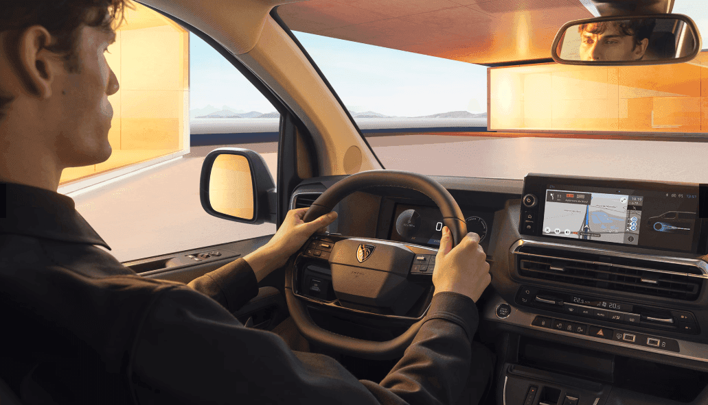 Volant auta Peugeot Traveller na dlhodobý prenájom.