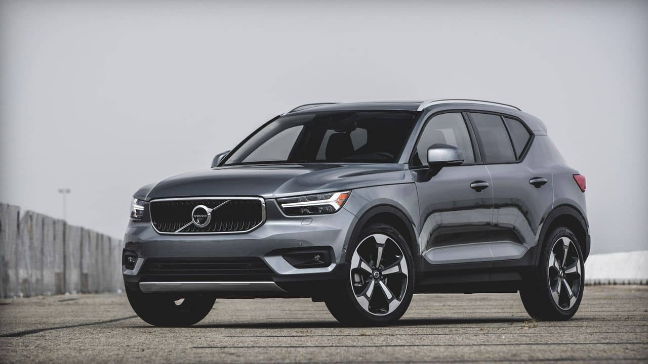 Volvo XC40 Plus od Payless Gigarent na dlhodobý prenájom.